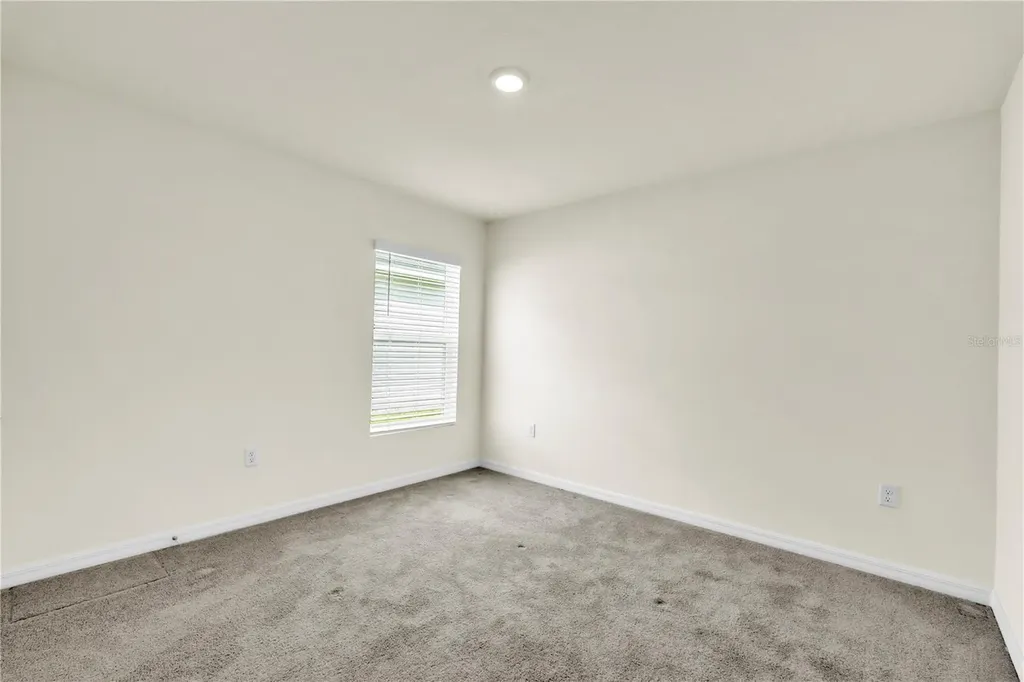 7518 Rosewood Garden Loop Tampa FL 33637