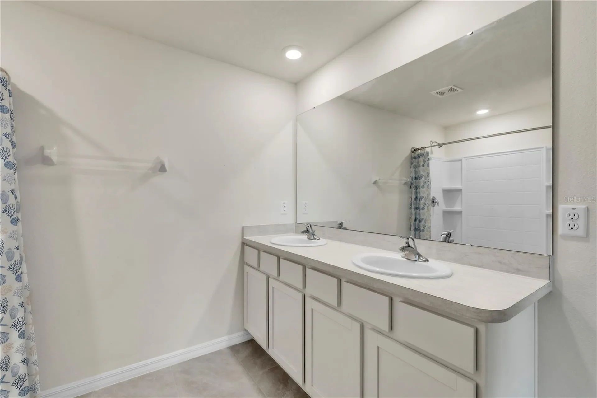 7518 Rosewood Garden Loop Tampa FL 33637