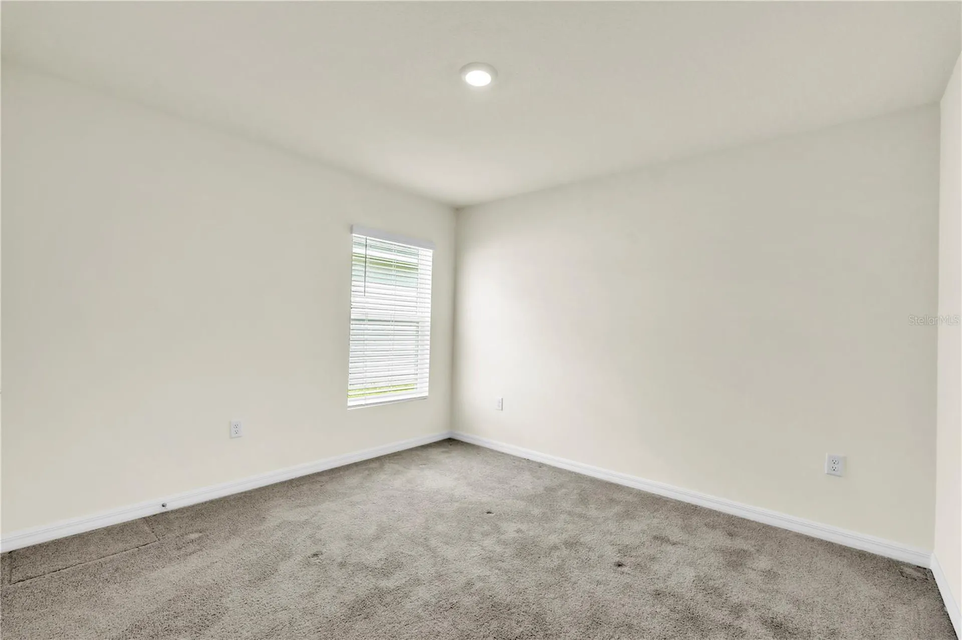 7518 Rosewood Garden Loop Tampa FL 33637