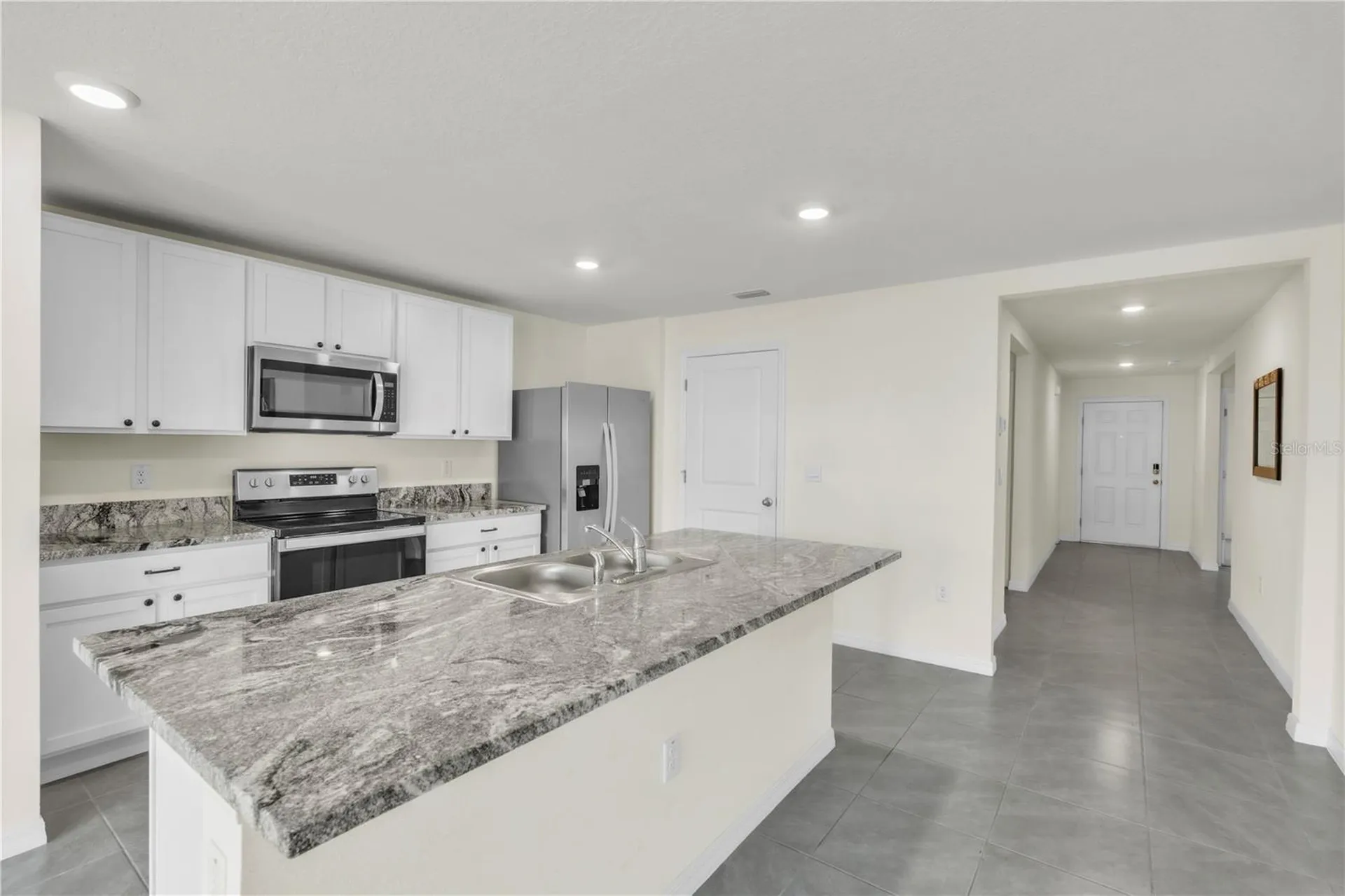 7518 Rosewood Garden Loop Tampa FL 33637