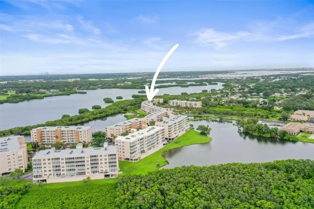 6251 Shoreline Drive St Petersburg FL 33708