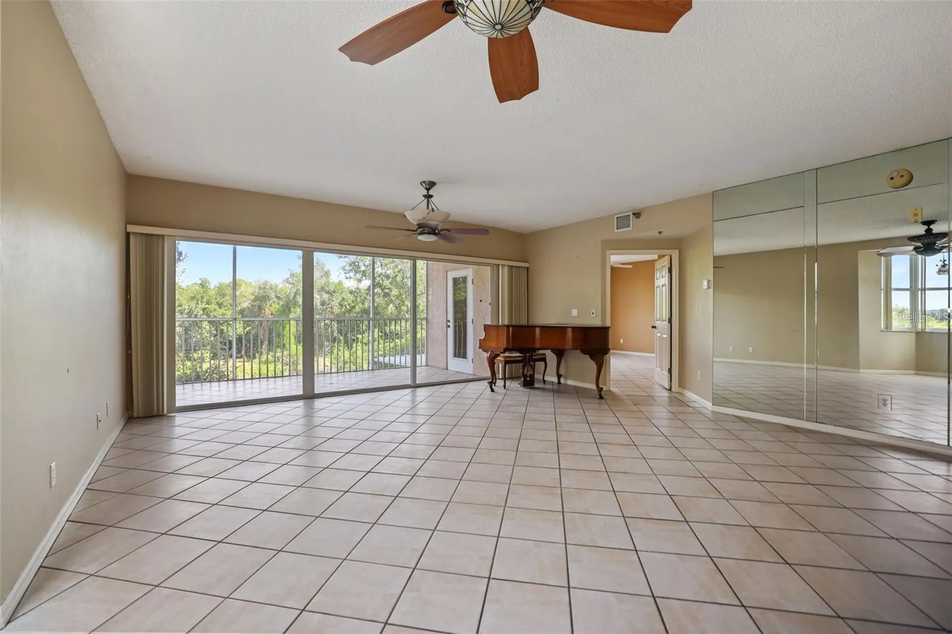 6251 Shoreline Drive St Petersburg FL 33708
