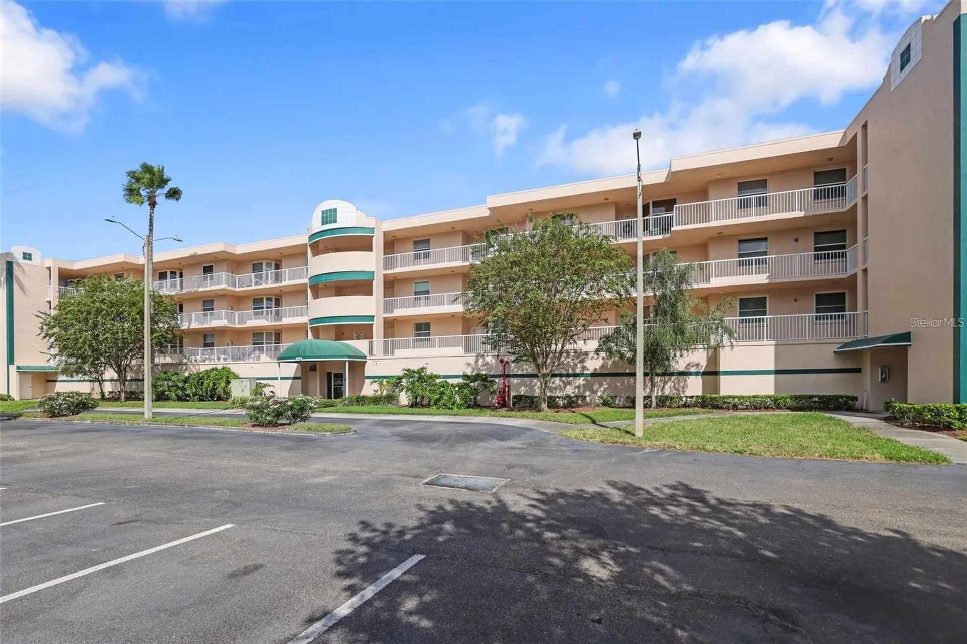 6251 Shoreline Drive St Petersburg FL 33708