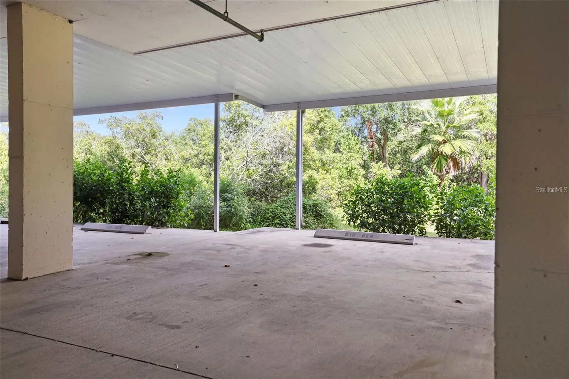 6251 Shoreline Drive St Petersburg FL 33708