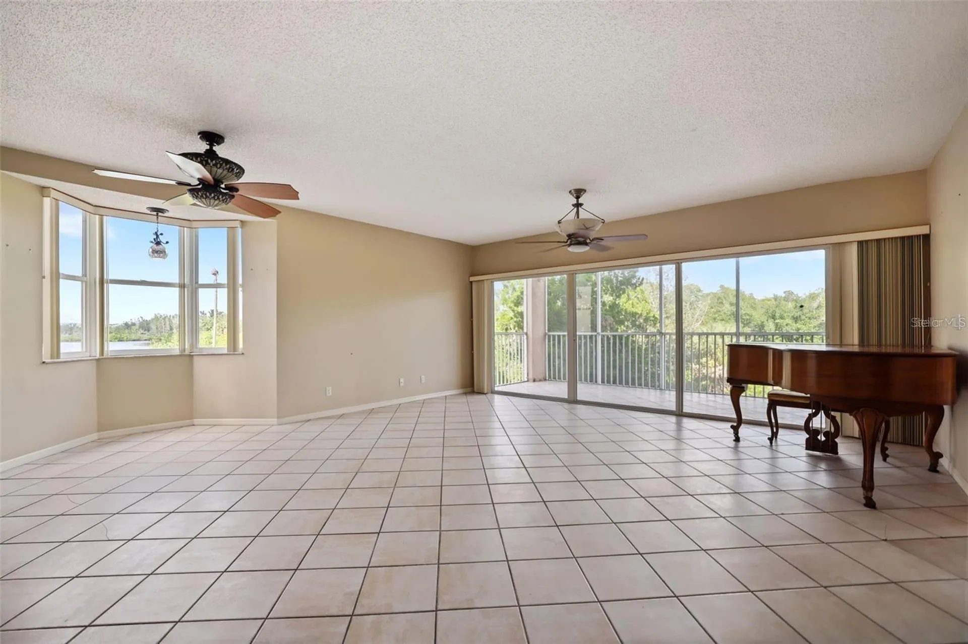 6251 Shoreline Drive St Petersburg FL 33708