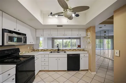 6251 Shoreline Drive St Petersburg FL 33708