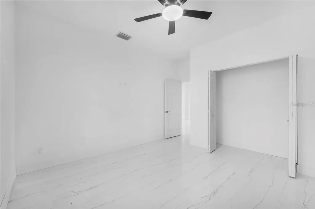 2513 NW 9th Avenue Cape Coral FL 33993