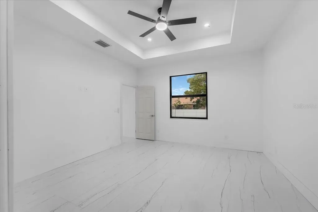 2513 NW 9th Avenue Cape Coral FL 33993