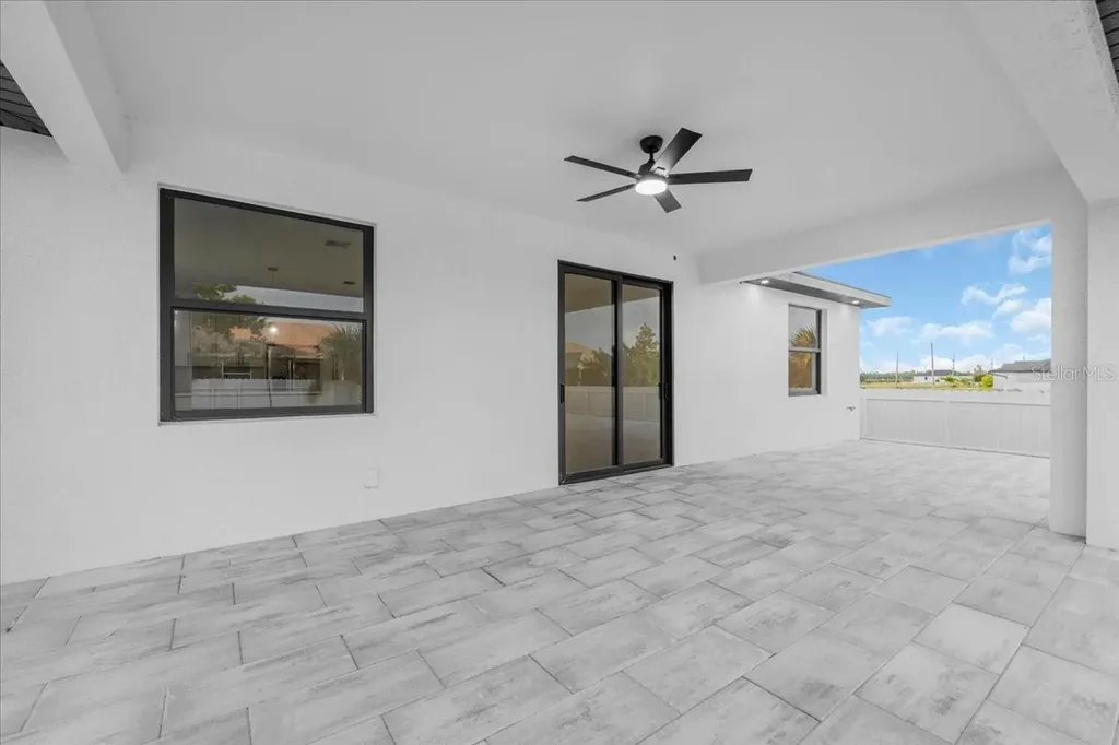 2513 NW 9th Avenue Cape Coral FL 33993