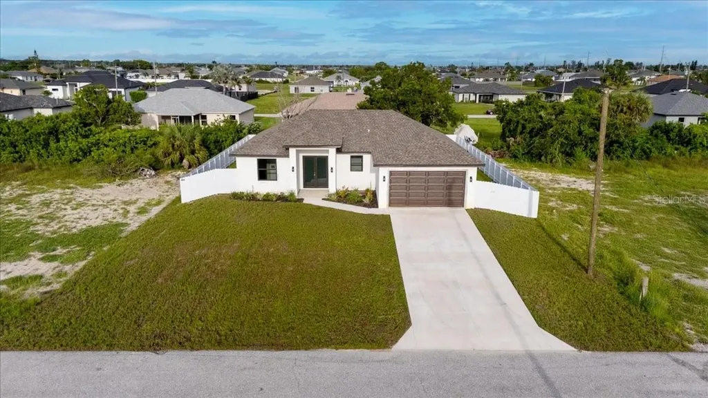 2513 NW 9th Avenue Cape Coral FL 33993