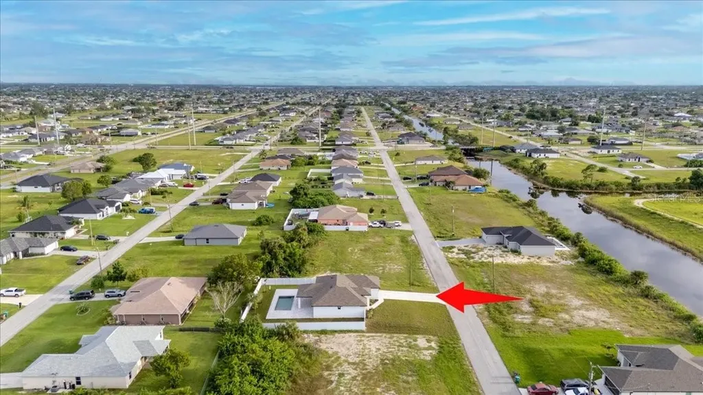 2513 NW 9th Avenue Cape Coral FL 33993