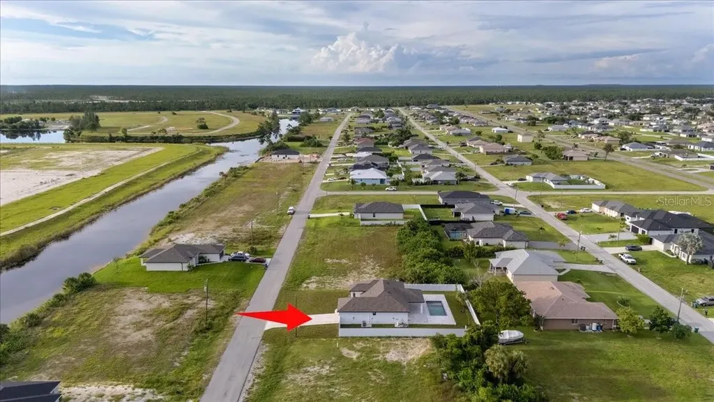 2513 NW 9th Avenue Cape Coral FL 33993