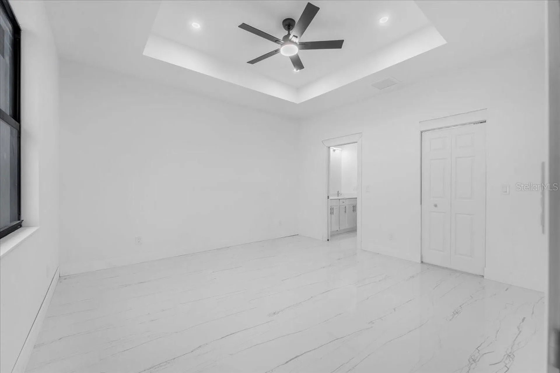 2513 NW 9th Avenue Cape Coral FL 33993