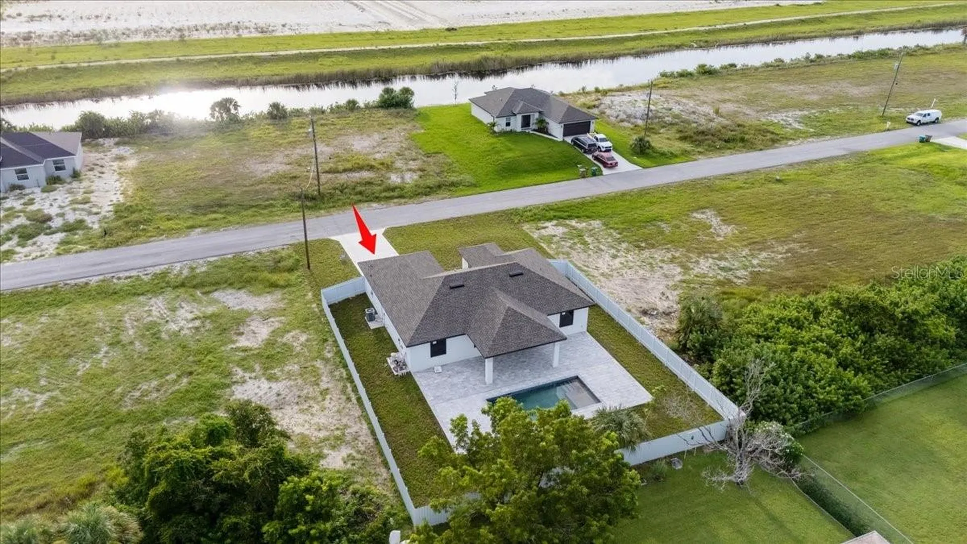 2513 NW 9th Avenue Cape Coral FL 33993