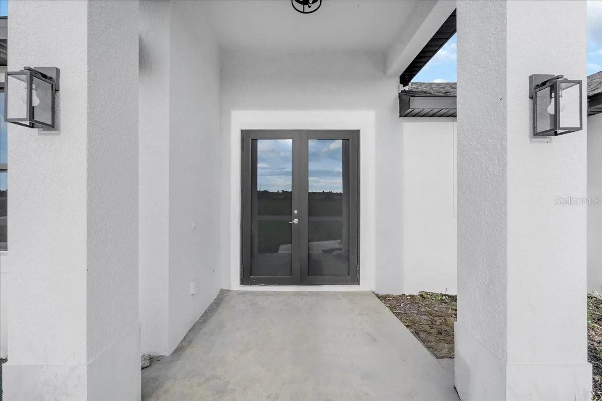 2513 NW 9th Avenue Cape Coral FL 33993