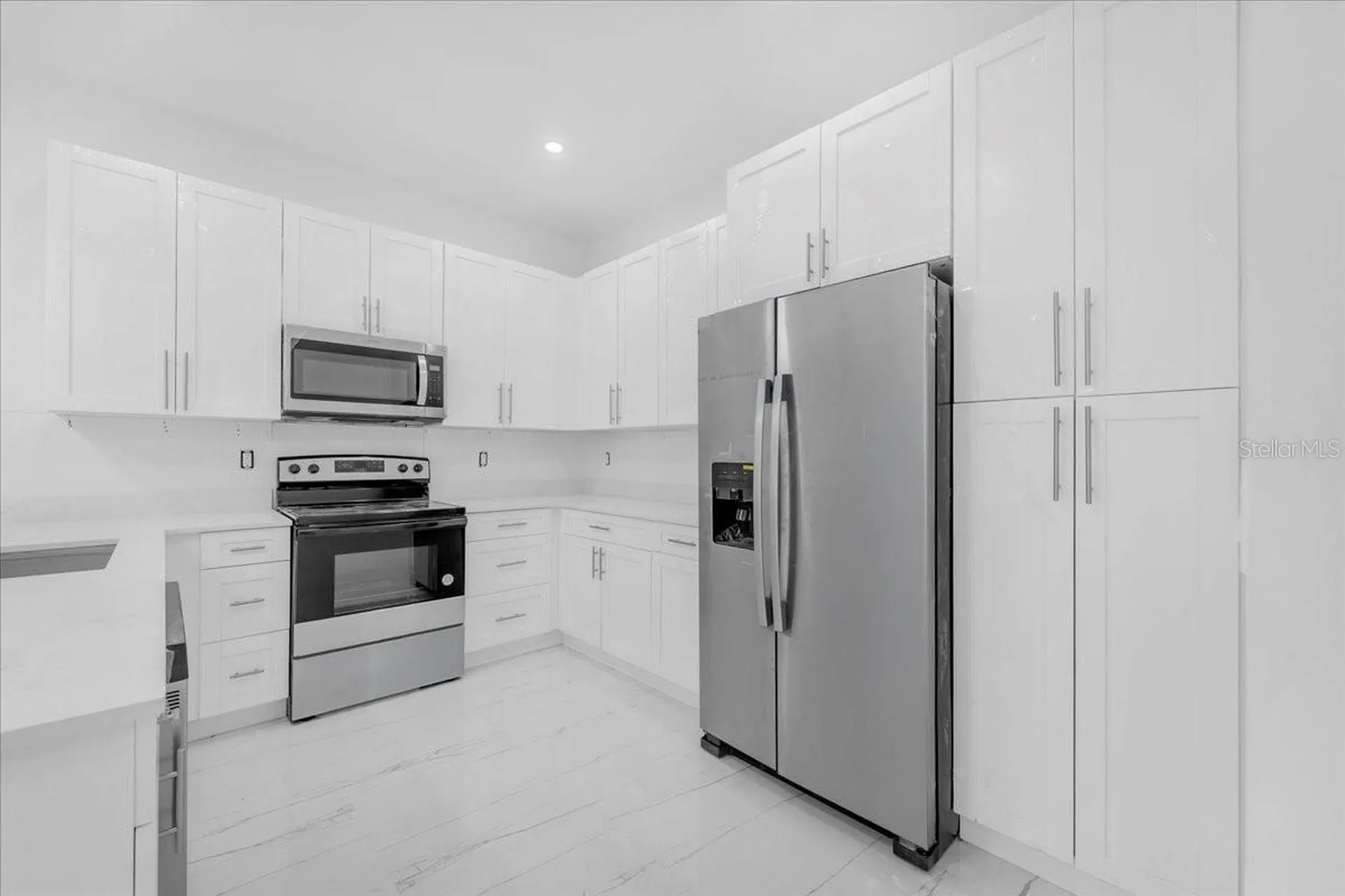 2513 NW 9th Avenue Cape Coral FL 33993