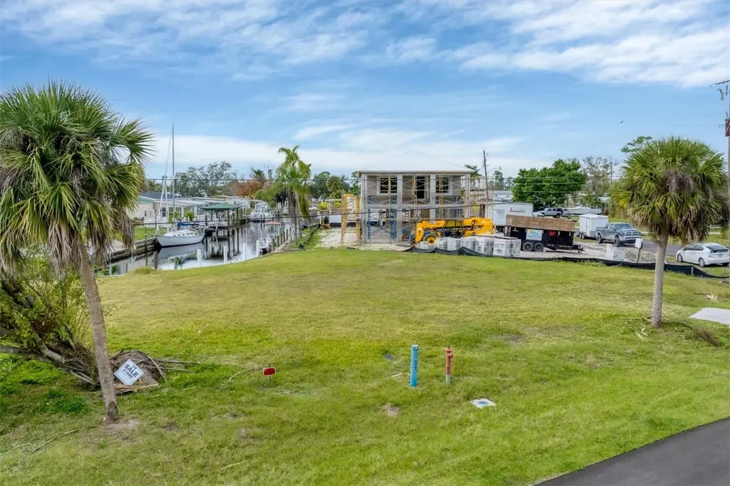 4203 Hollis Avenue Port Charlotte FL 33953