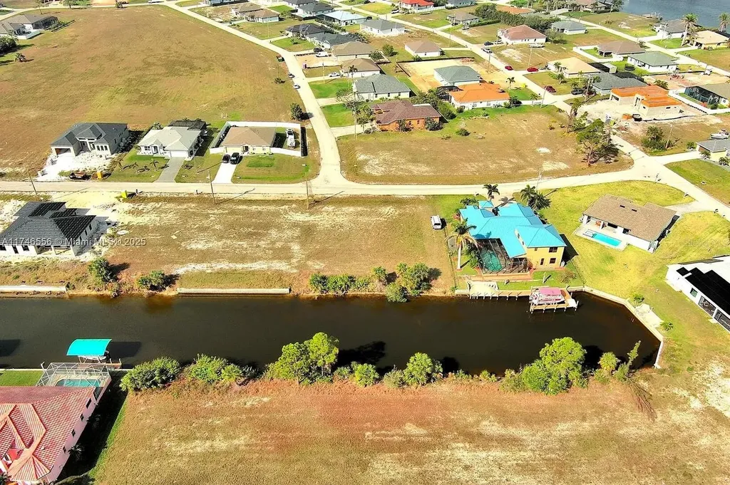 1939 NW 34th Place Cape Coral FL 33993