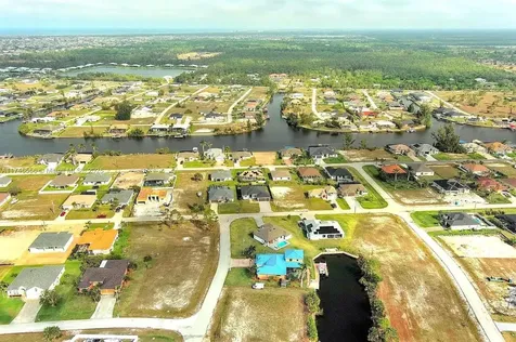 1939 NW 34th Place Cape Coral FL 33993