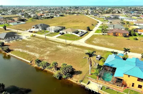 1939 NW 34th Place Cape Coral FL 33993