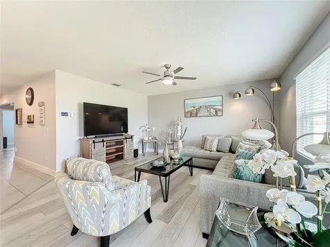440 Burnham Circle Auburndale FL 33823