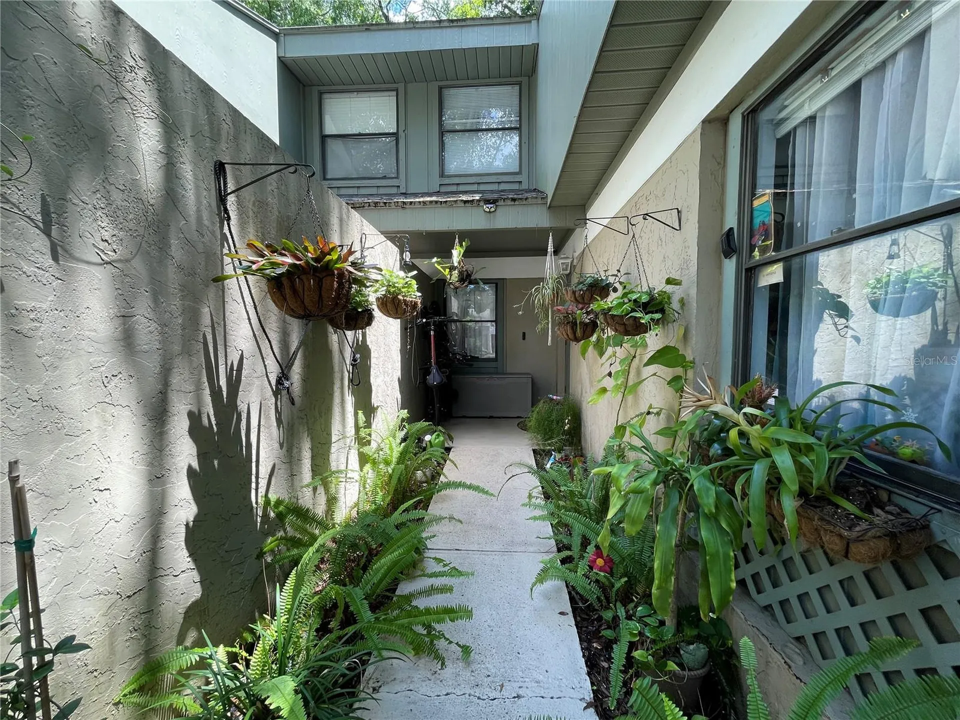 7200 SW 8th Avenue Gainesville FL 32607