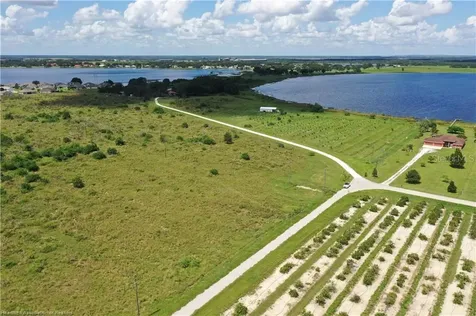 220 E Shockley Road Avon Park FL 33825