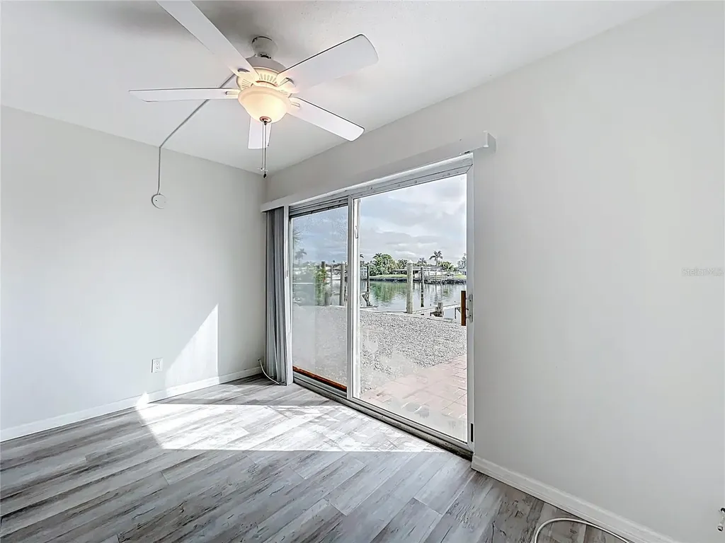 11705 3rd Street E Treasure Island FL 33706