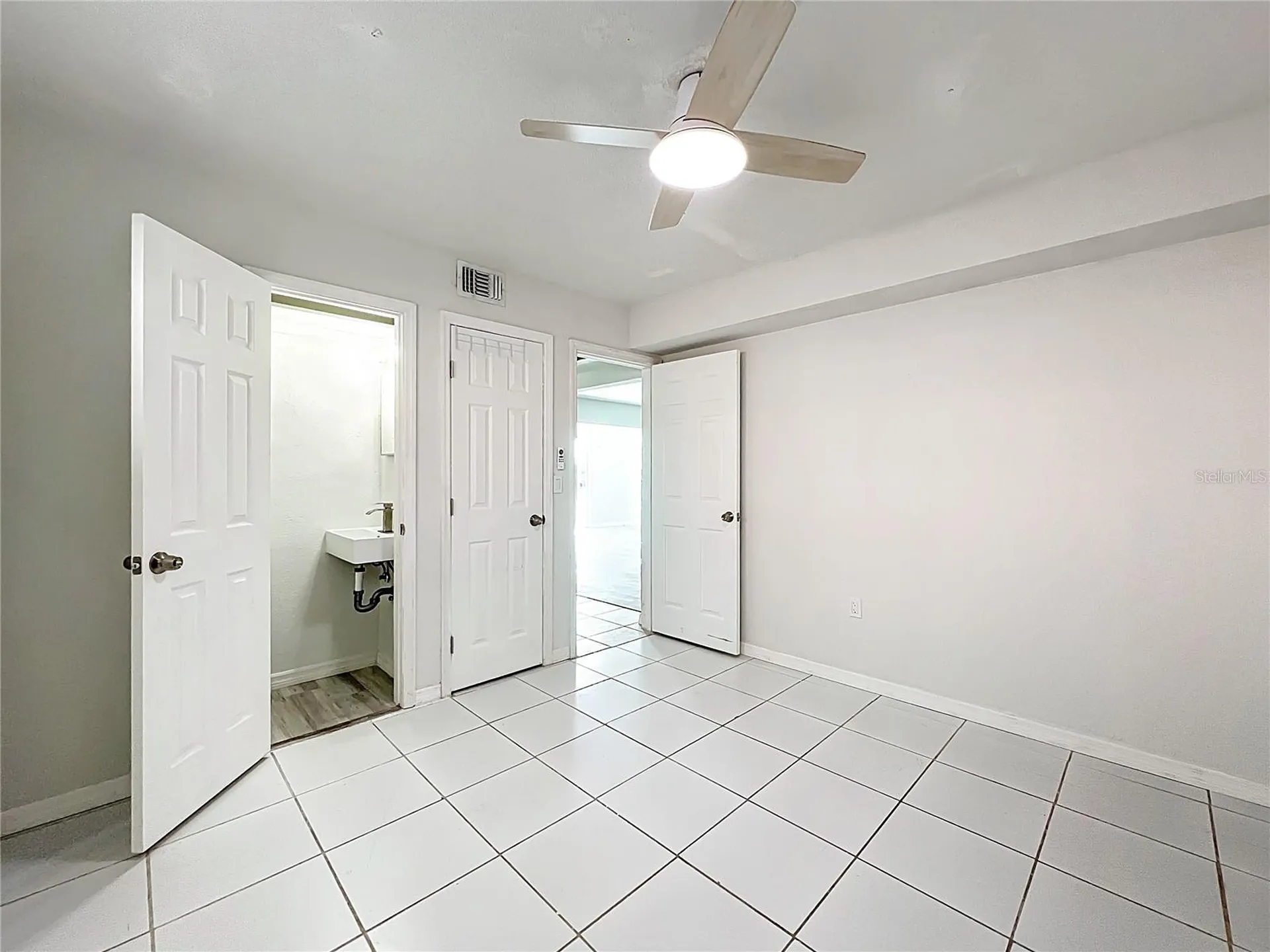 11705 3rd Street E Treasure Island FL 33706