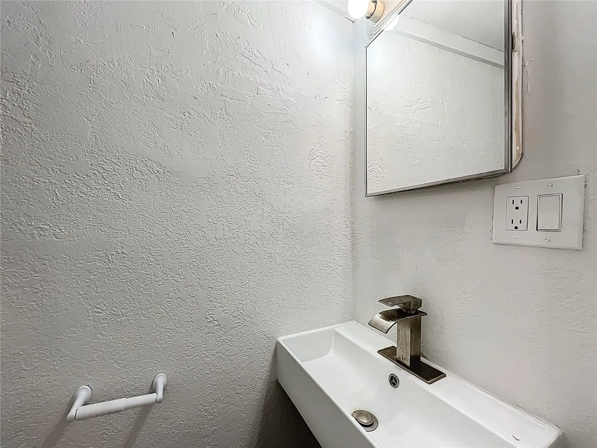 11705 3rd Street E Treasure Island FL 33706