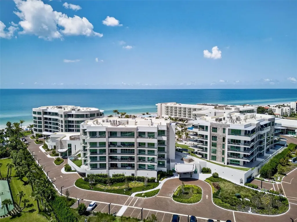 1591 Gulf Of Mexico Drive Longboat Key FL 34228