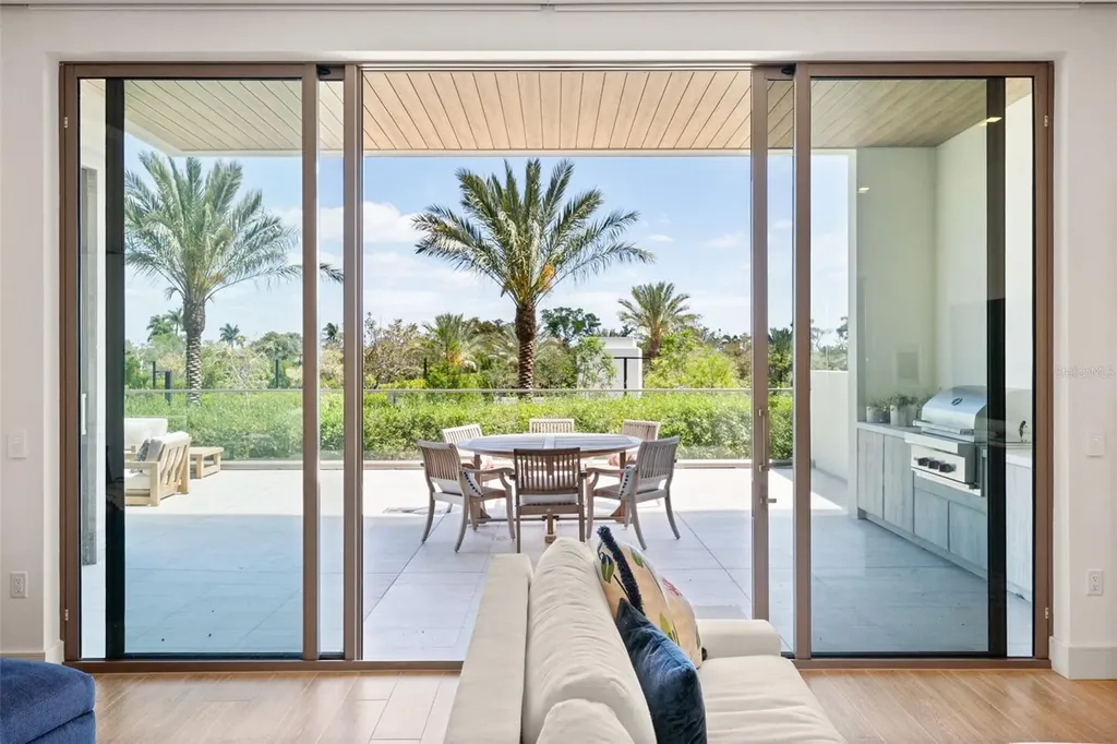 1591 Gulf Of Mexico Drive Longboat Key FL 34228