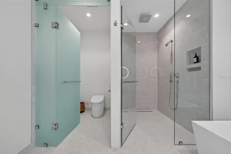 1591 Gulf Of Mexico Drive Longboat Key FL 34228