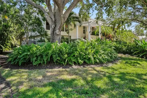 3390 Bayou Sound Longboat Key FL 34228