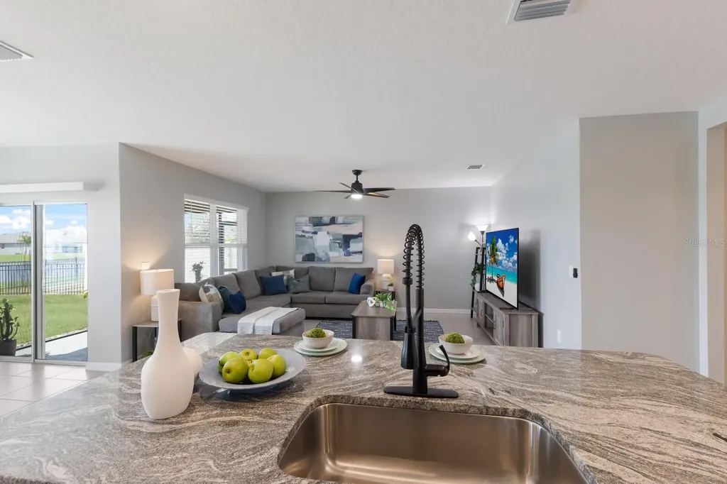 17616 Canopy Place Bradenton FL 34211