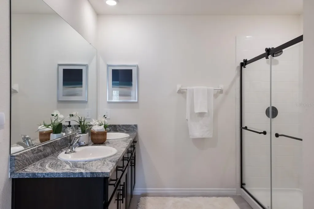 17616 Canopy Place Bradenton FL 34211