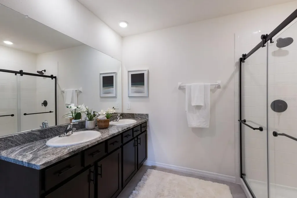 17616 Canopy Place Bradenton FL 34211