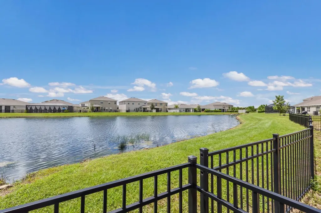 17616 Canopy Place Bradenton FL 34211