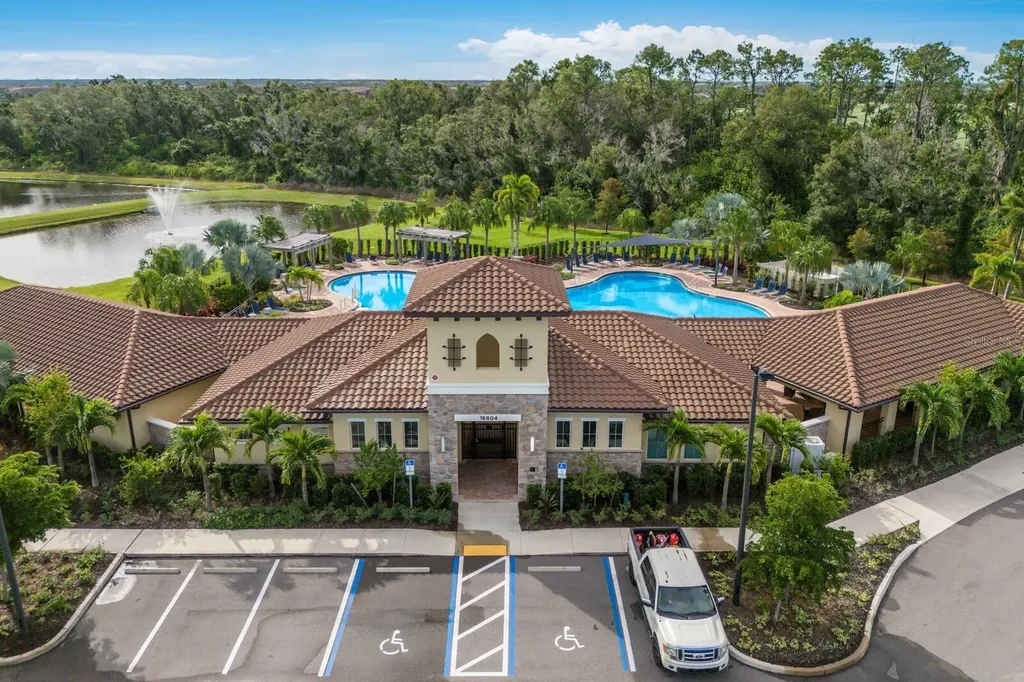 17616 Canopy Place Bradenton FL 34211