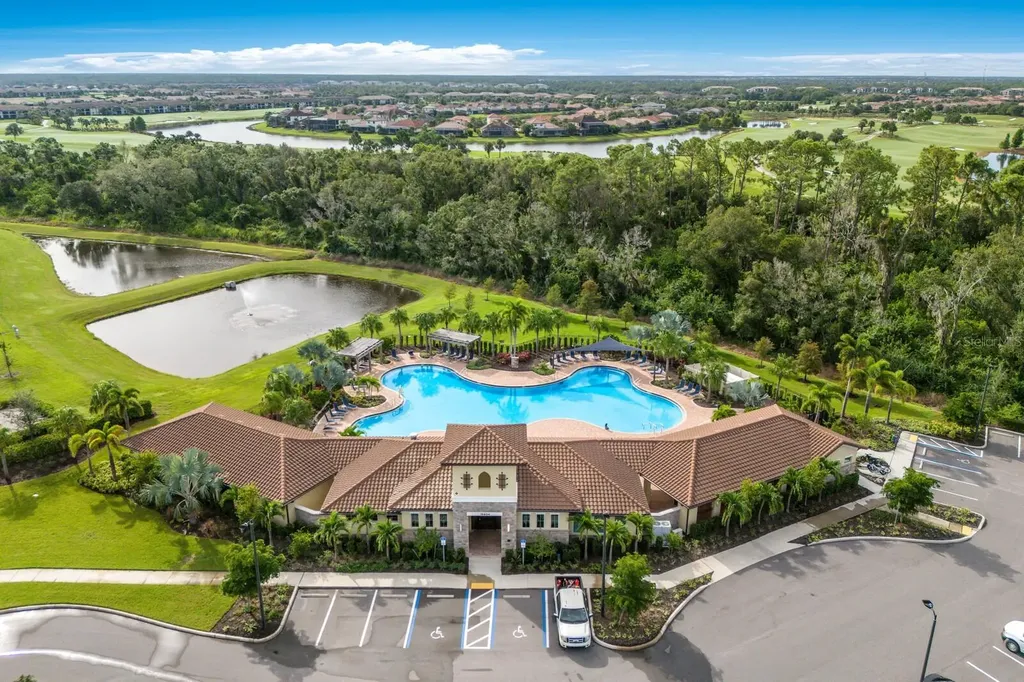 17616 Canopy Place Bradenton FL 34211