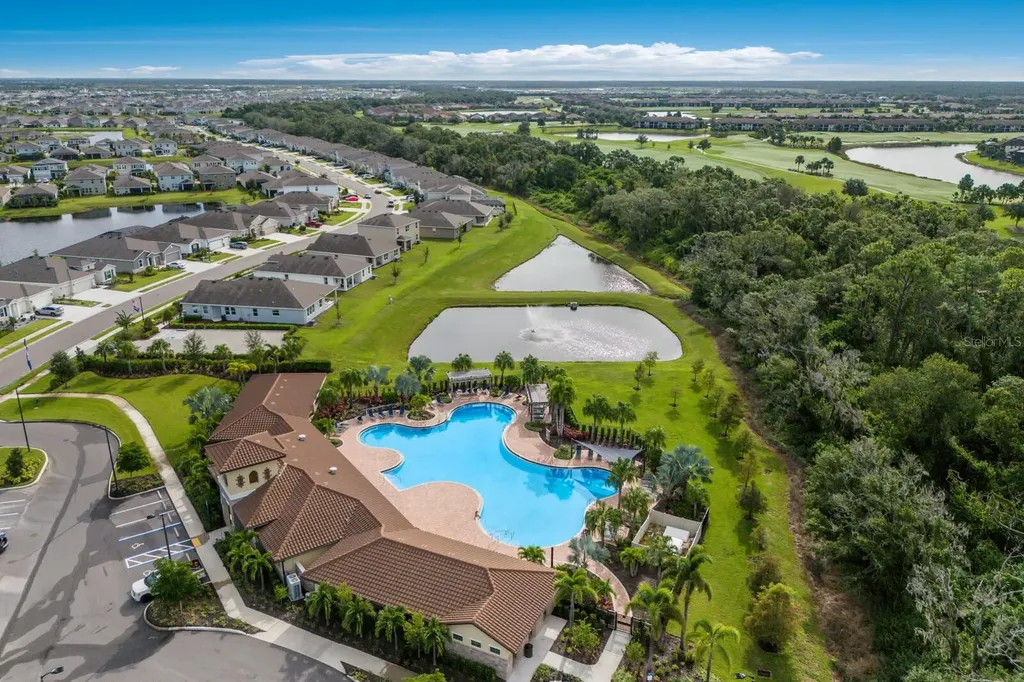 17616 Canopy Place Bradenton FL 34211