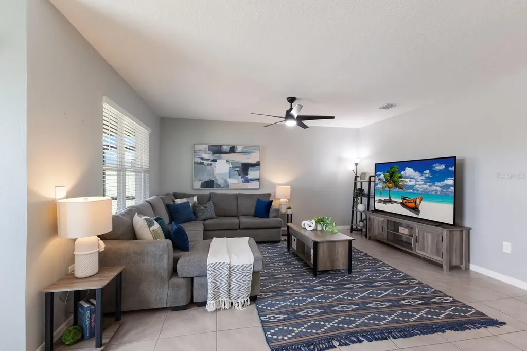 17616 Canopy Place Bradenton FL 34211