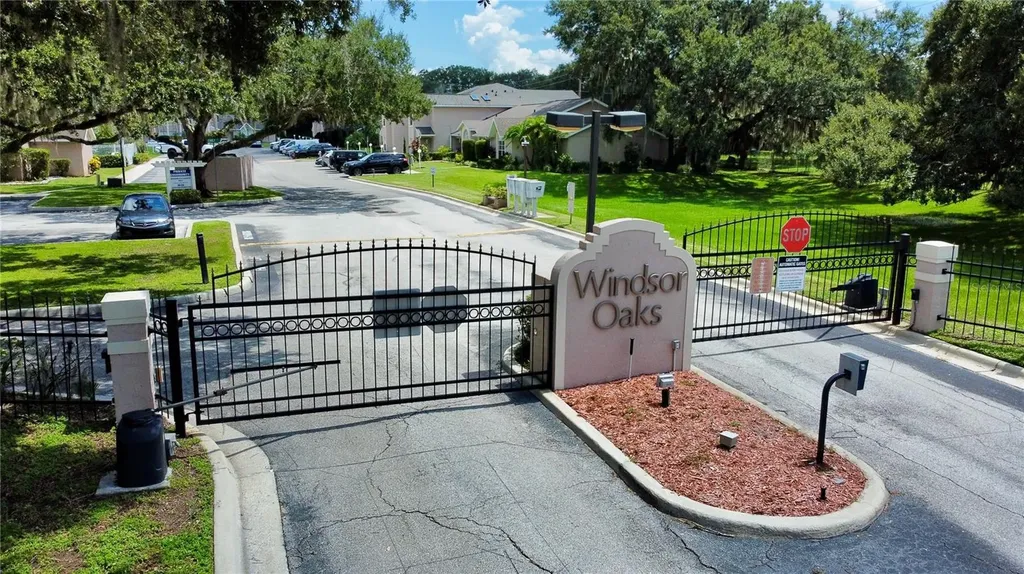 1647 Windsor Oak Court Kissimmee FL 34744
