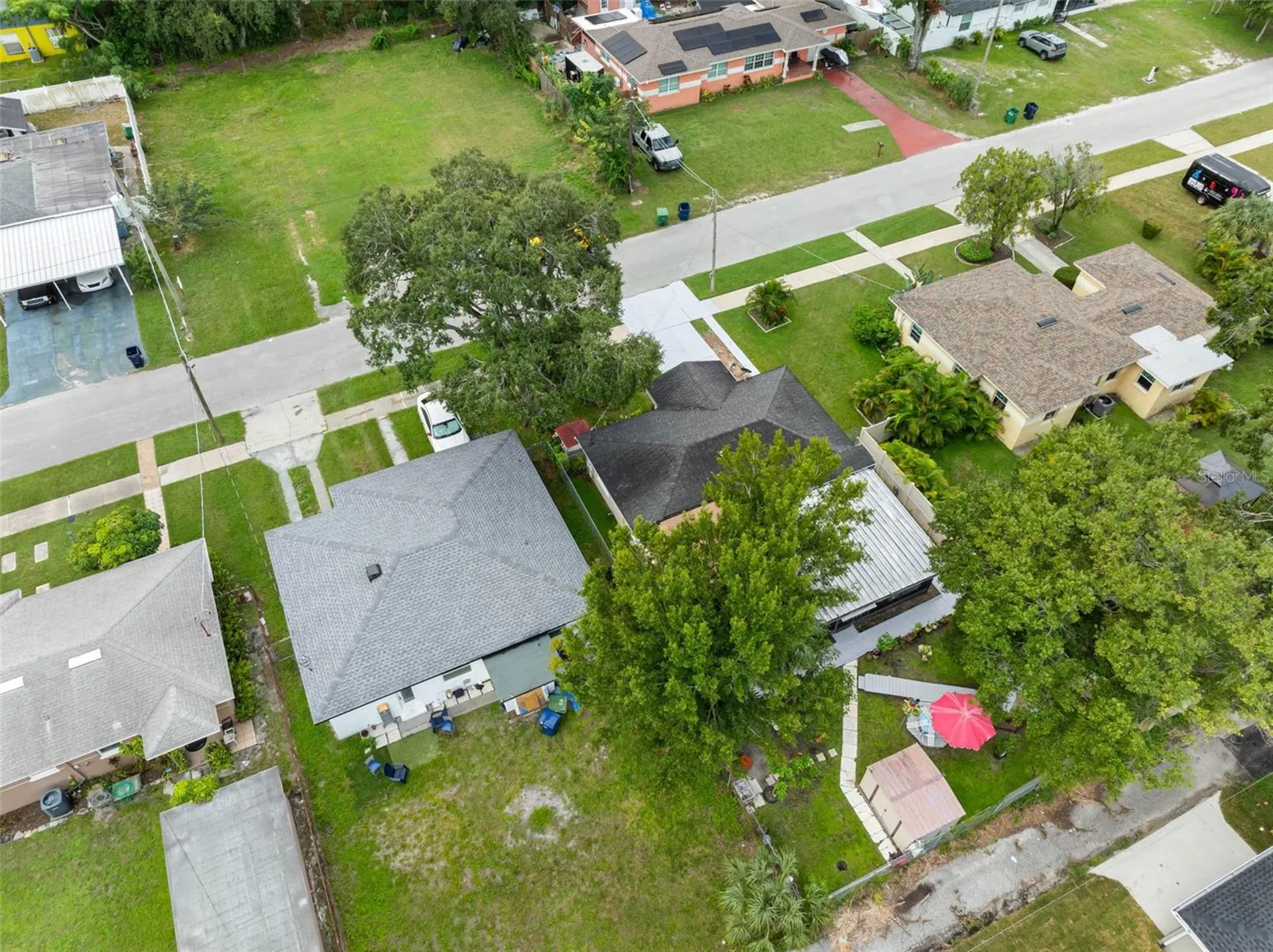 1715 W Saint John Street Tampa FL 33607