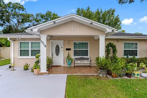 1715 W Saint John Street Tampa FL 33607