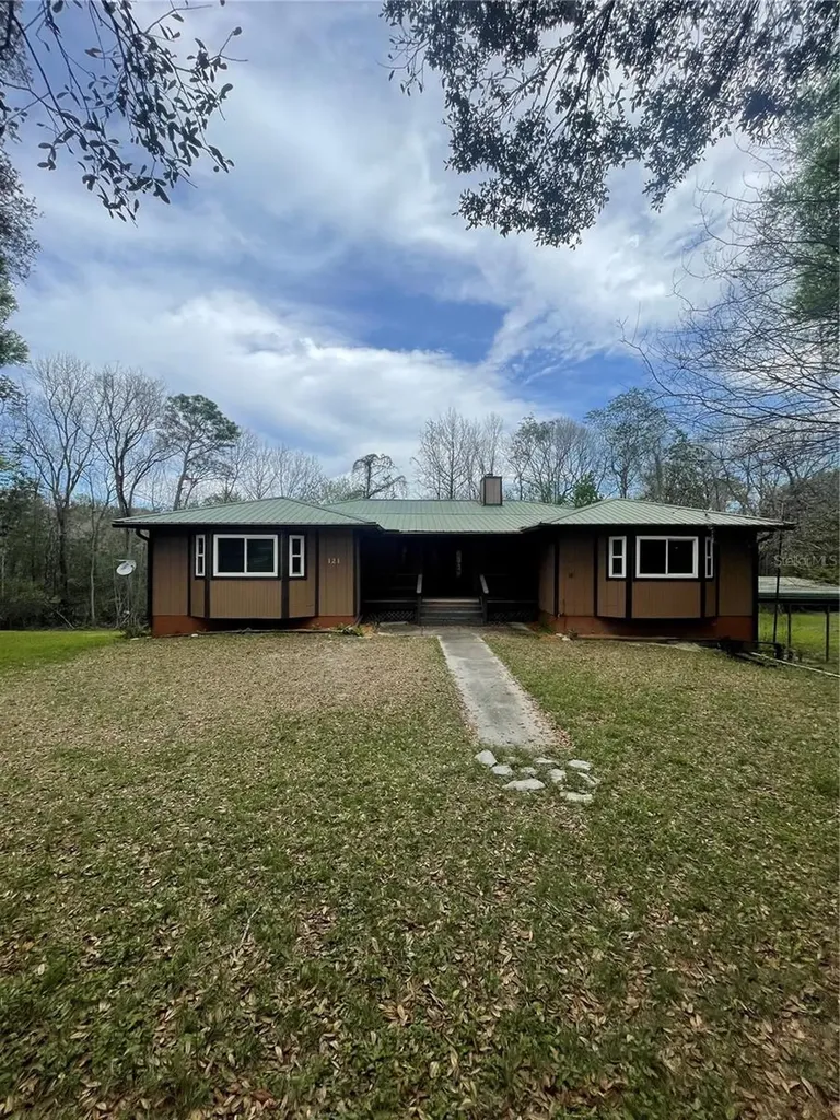121 Sweet Gum Drive Melrose FL 32666