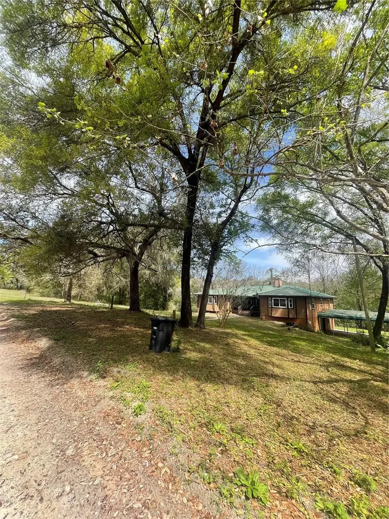 121 Sweet Gum Drive Melrose FL 32666