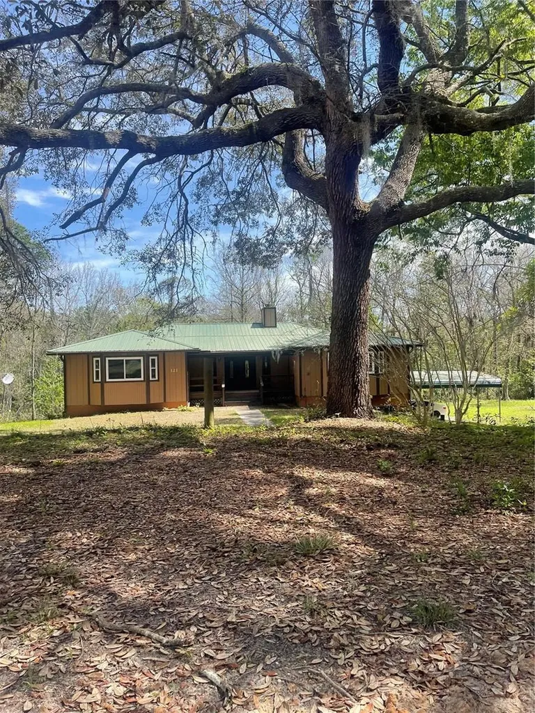 121 Sweet Gum Drive Melrose FL 32666