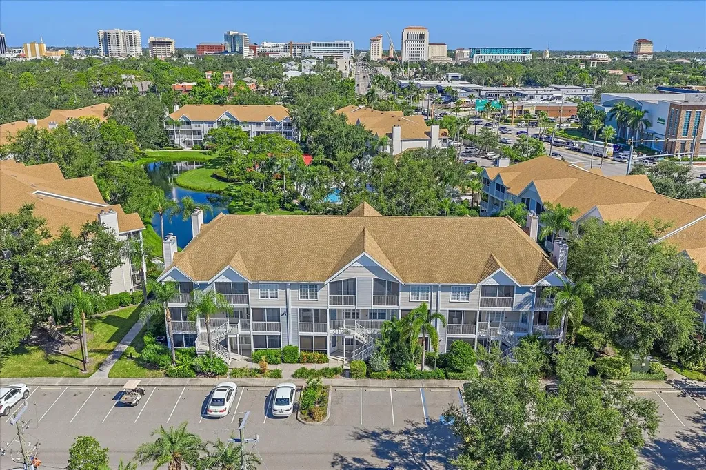 850 S Tamiami Trail Sarasota FL 34236