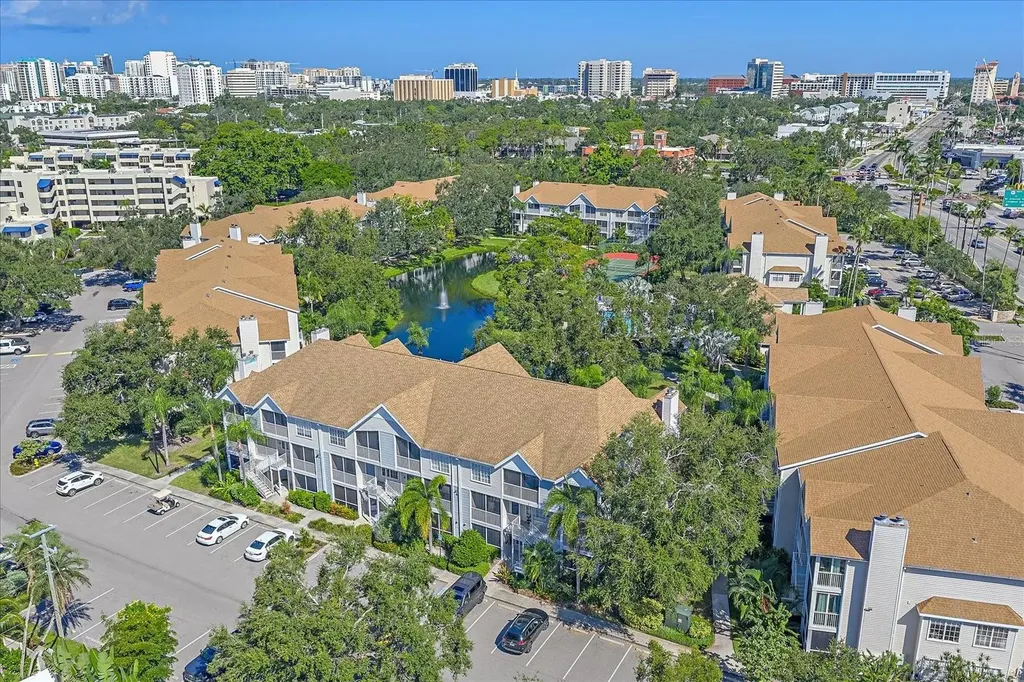 850 S Tamiami Trail Sarasota FL 34236